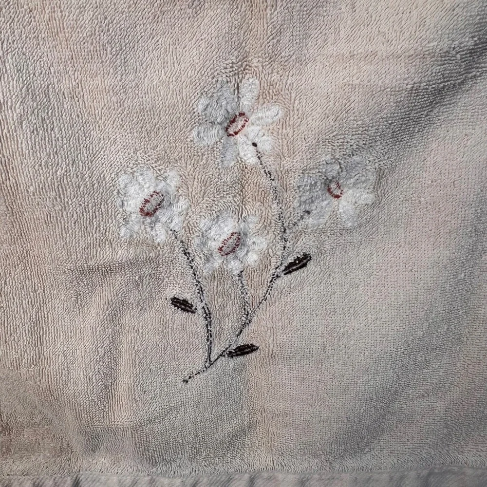 Vintage‎ Ames Cream Brown Embroidered Floral Daisy Bath Towel Set Farmhouse